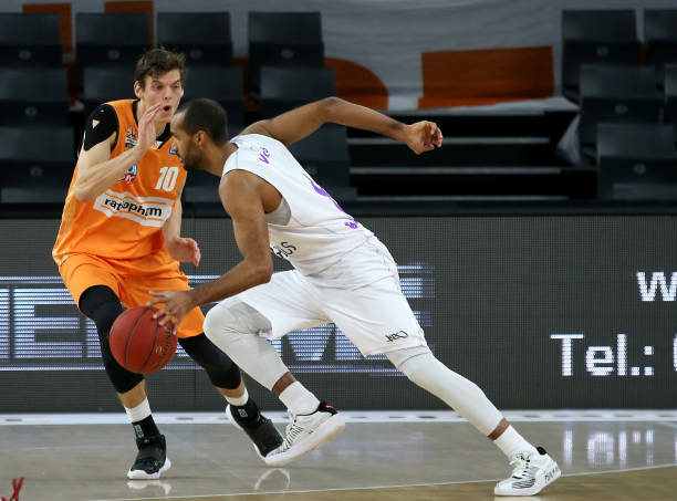 迅速引发了 迅速引发了