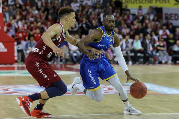 无疑是沉重 无疑是沉重